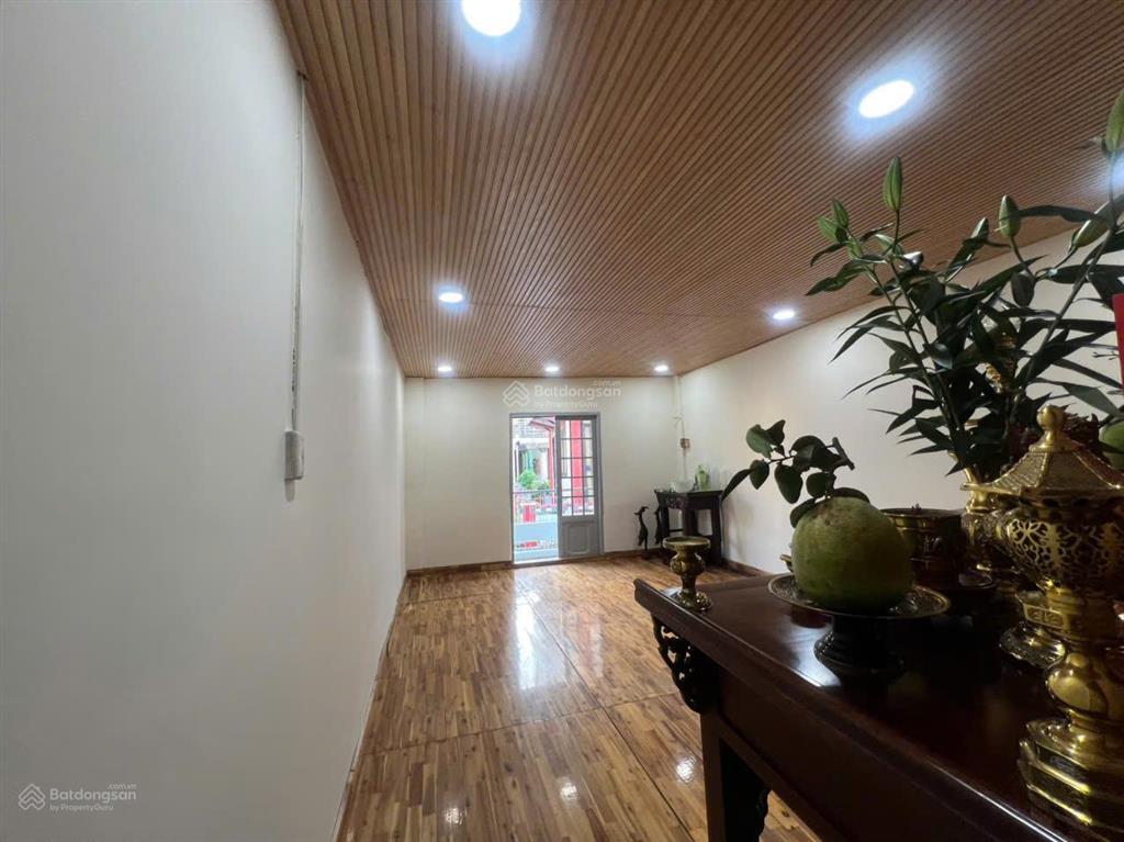 Nhà riêng 270 m2. sổ hồng chính chủ, giấy tờ đầy đủ, mua bán gọn lẹ