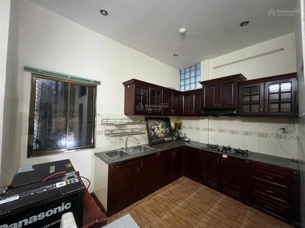 Nhà riêng 270 m2. sổ hồng chính chủ, giấy tờ đầy đủ, mua bán gọn lẹ