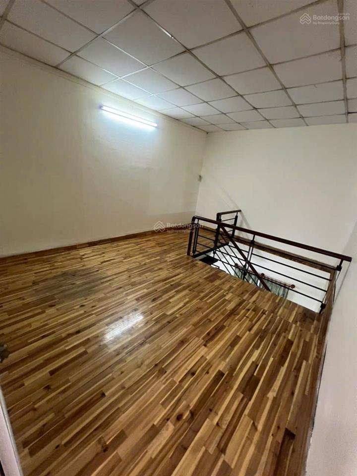 Nhà riêng 270 m2. sổ hồng chính chủ, giấy tờ đầy đủ, mua bán gọn lẹ