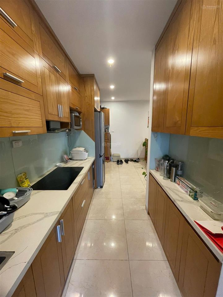 Bán căn 2 ngủ  110 cầu giấy 85m² tầng trung full đồ giá 10.2 tỷ (chuẩn giá) có tl.