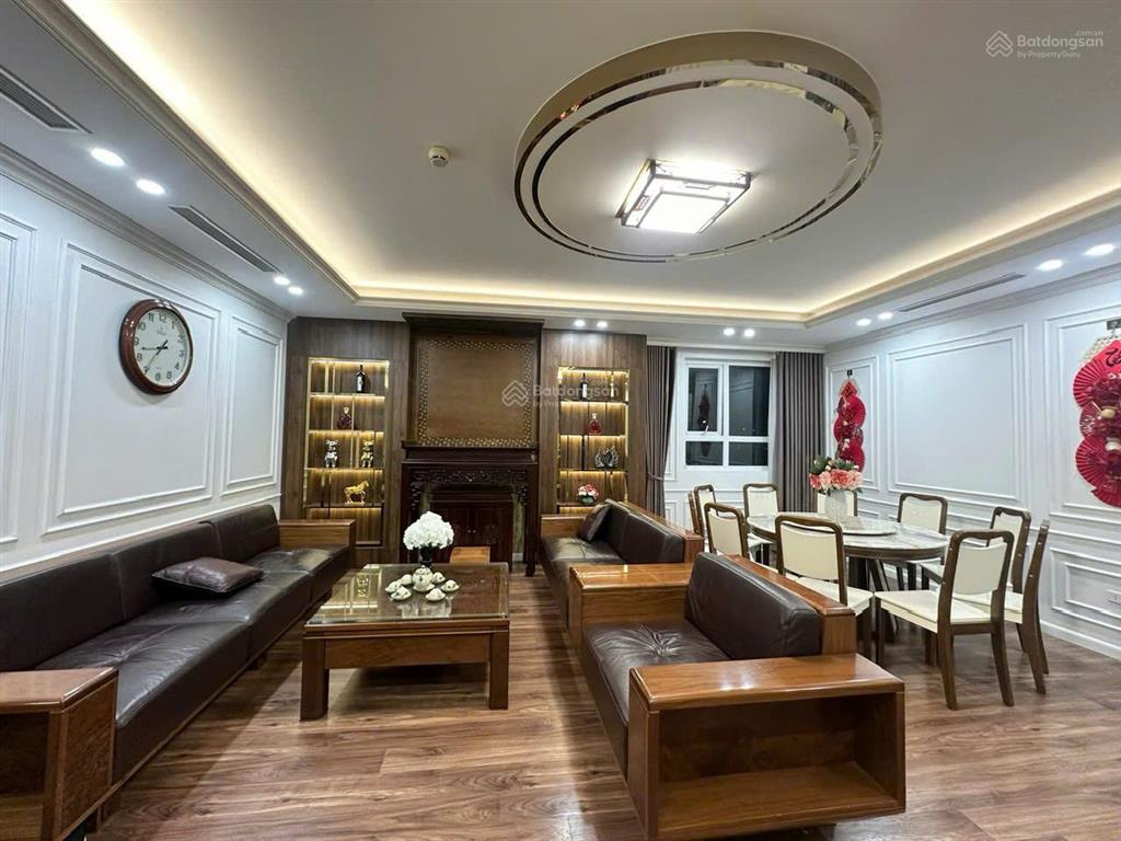 Hiếm! 3pn 2wc  118m² mhdi 60 hoàng quốc việt có slot oto 13.5 tỷ bao phí (chuẩn có tl)