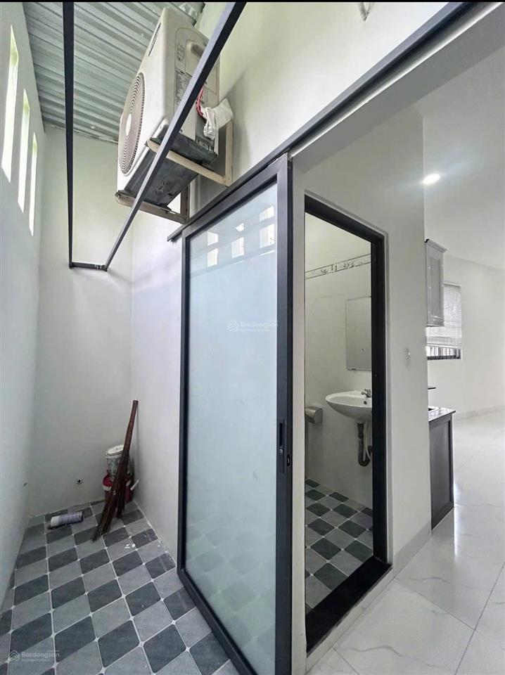 Bán nhà (gần biển)gốc ôtô đậu cửadt80m22pn2wcvĩnh hảinha trangchỉ 3ty8