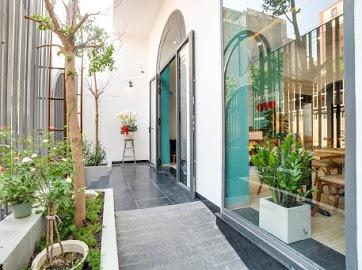 Bán khách sạn cao cấpdt130m26tầng16phong víp(gần biển)điện biên phủvĩnh hoàntchỉ 17ty