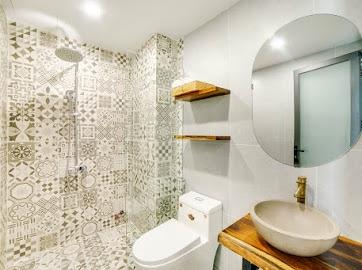 Bán khách sạn cao cấpdt130m26tầng16phong víp(gần biển)điện biên phủvĩnh hoàntchỉ 17ty