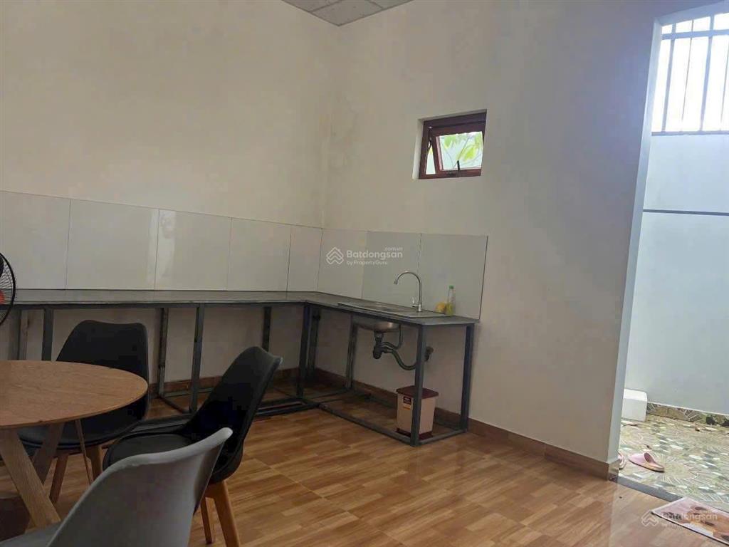 Bán nhà mt kinh doanhdt84m22tầng3pnvinh hoànha trangchỉ 3ty5(ngộp bank)