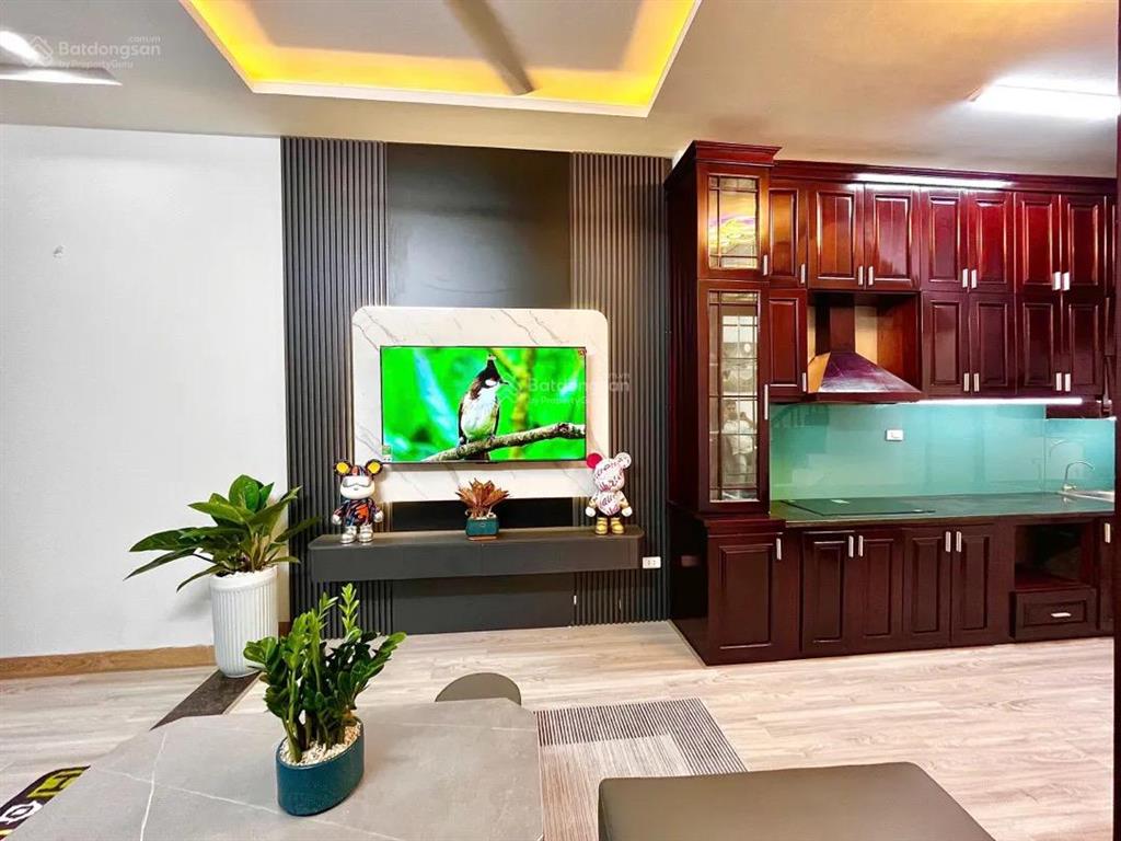 Bán nhà lô góc trần phú ngay ga văn quán, ô tô đỗ gần, dân xây kiên cố, 4t 4pn 40m2 chỉ 8 tỷ