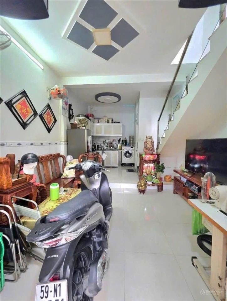 Giảm mạnh 100 triệu tôi chính chủ bán gấp trong tuần nhà ngay chợ bà lát 4x14m shr