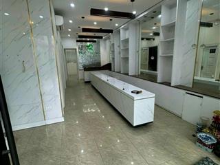 Cho thuê tòa nhà 55m*5 tầng, mt 4.5m, phân lô đầm trấu, hai bà trưng, giá 20 triệu ( có tl)