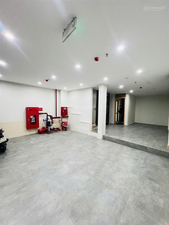 Chung cư mini phố triều khúc 62m2, 7t, mt 5m giá 13,4 tỷ, tổng 20pn khéo kín, 15m ra phố, dt 70tr/t