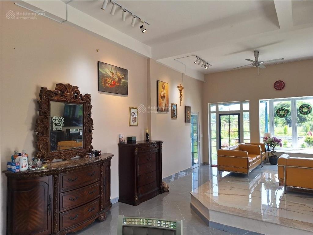 Mua đất có sẵn biệt thự sân vườn cao cấp, mặt tiền đường tỉnh lộ 7, xã thái mỹ, củ chi