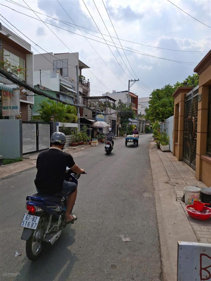 Bán nhà gốc 2 mặt tiền  đường lê văn nhung  phường mỹ bình  tp. long xuyên  an giang