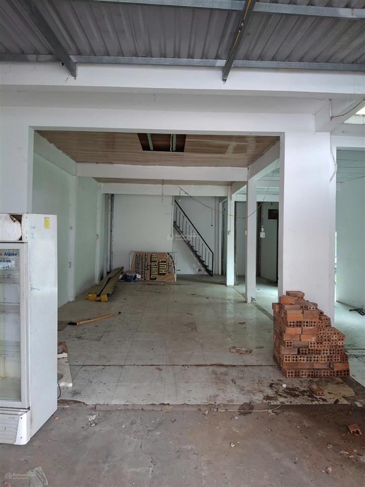 Bán nhà gốc 2 mặt tiền  đường lê văn nhung  phường mỹ bình  tp. long xuyên  an giang