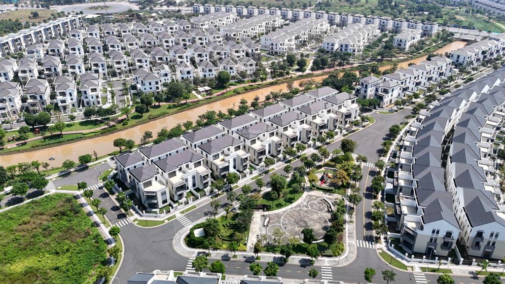 Căn duy nhất khu the suite 160m2  đường thông giá chỉ 8 tỷ bao thuế phí  rẻ nhất aqua city