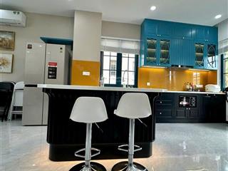 Biệt thự 10x20 chính diện clubhouse khu 7 full nội thất cao cấp giá chỉ 6.6 tỷ bao thuế phí