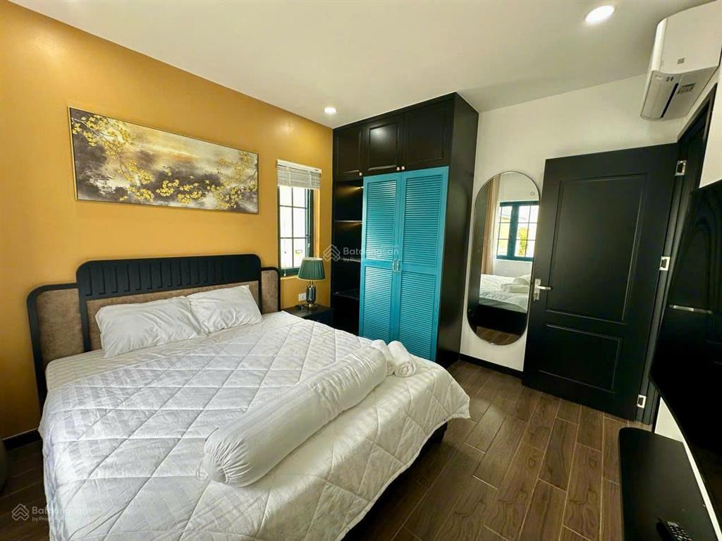 Biệt thự 10x20 chính diện clubhouse khu 7 full nội thất cao cấp giá chỉ 6.6 tỷ bao thuế phí