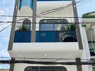 Bán gấp nhà phố lạc long quân  42m2, 6 tầng thang máy  ngõ nông gần hồ  full nội thất ở ngay