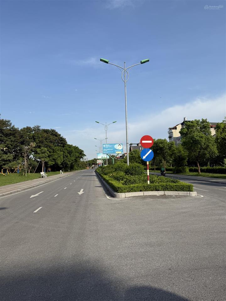 Bán đất khu quân đội 918, cạnh sân golf, ô tô tránh, 2 thoáng, 96m2, mặt tiền 5.2m, giá nhỉnh 17 tỷ