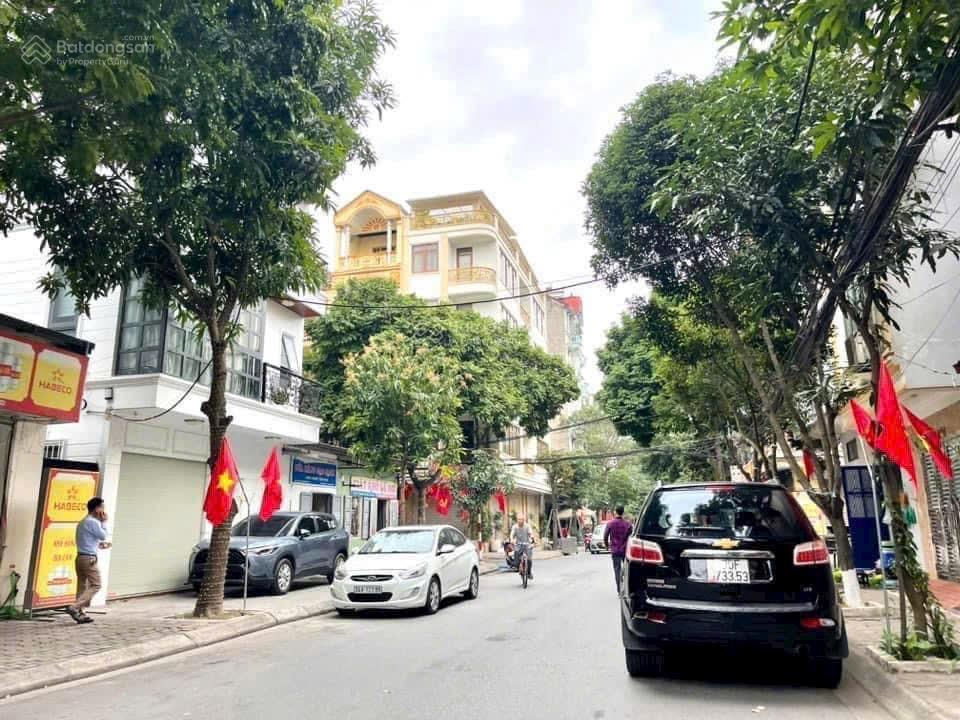 Bán đất khu quân đội 918, cạnh sân golf, ô tô tránh, 2 thoáng, 96m2, mặt tiền 5.2m, giá nhỉnh 17 tỷ