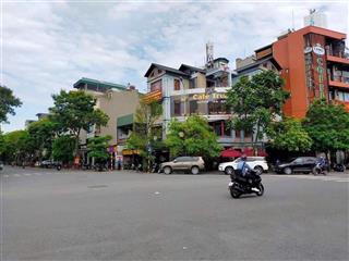 Bán đất mặt phố trạm, vỉa hè rộng, 60m2, mặt tiền 6.2m, giá nhỉnh 24 tỷ.