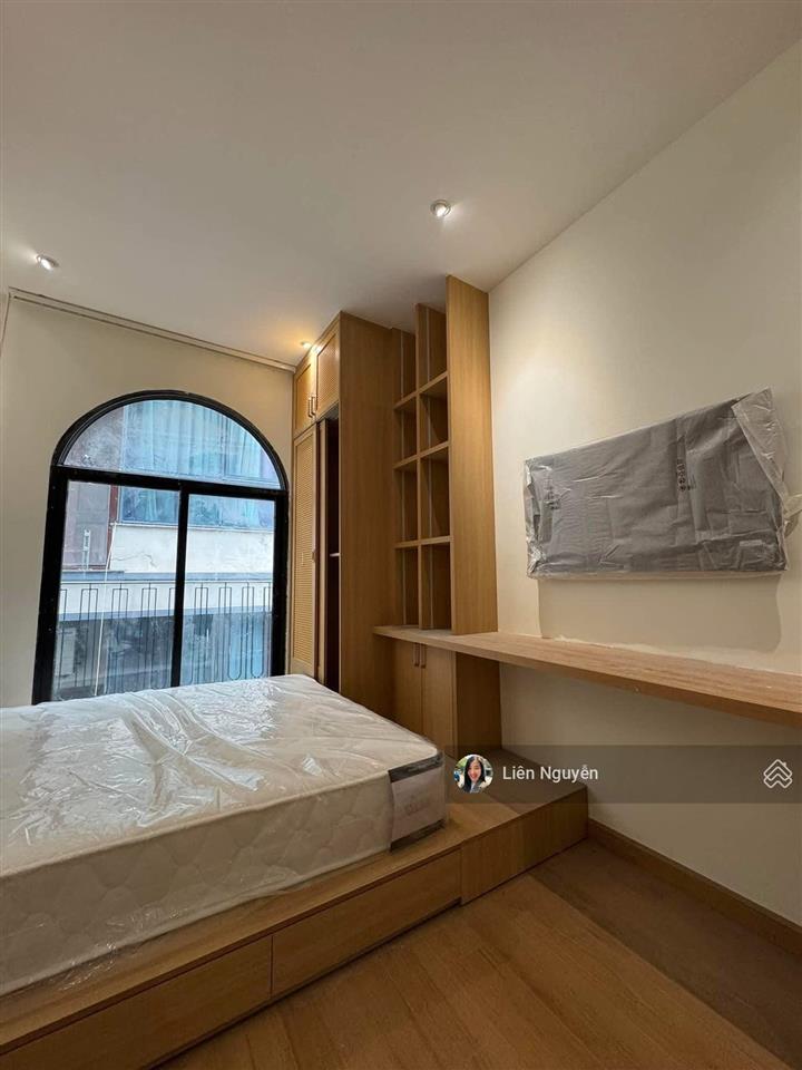 Bán nhà triệu việt vương, 25m2, 5 tầng thang máy thông sàn đẹp, chỉ 12.5 tỷ, ngõ rộng thoáng