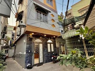 Hẻm trước nhà 5m  nhà mới đẹp 4 tầng, 3pn, 4wc, sân thượng.