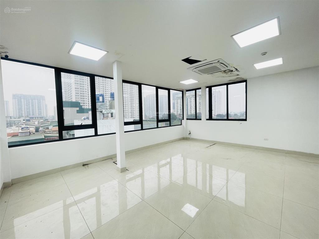Chỉ 6 triệu có ngay văn phòng phố khuất duy tiến, view thoáng, ô tô đỗ cửa