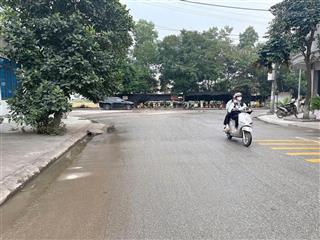 Bán lô góc  mặt đường bệnh viện gia bình  bắc ninh