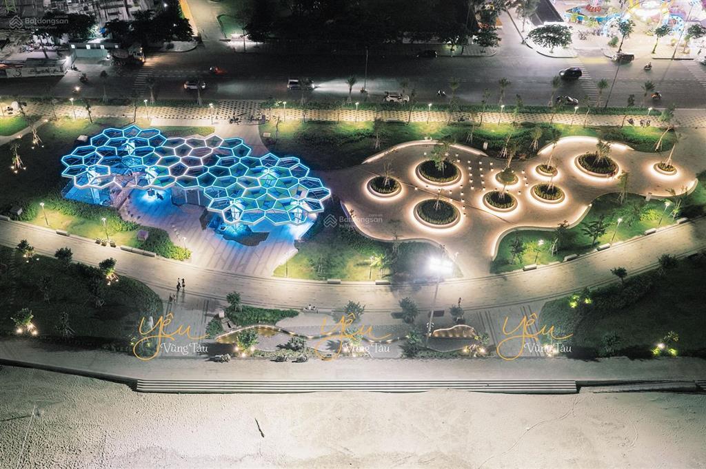 Chính chủ cần bán góc 2 mặt tiền đường phó đức chính cách biển bãi sau 200m gần tháp tam thắng