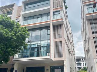 Building mặt tiền mới xây đường hoàng trọng mậu quận 7