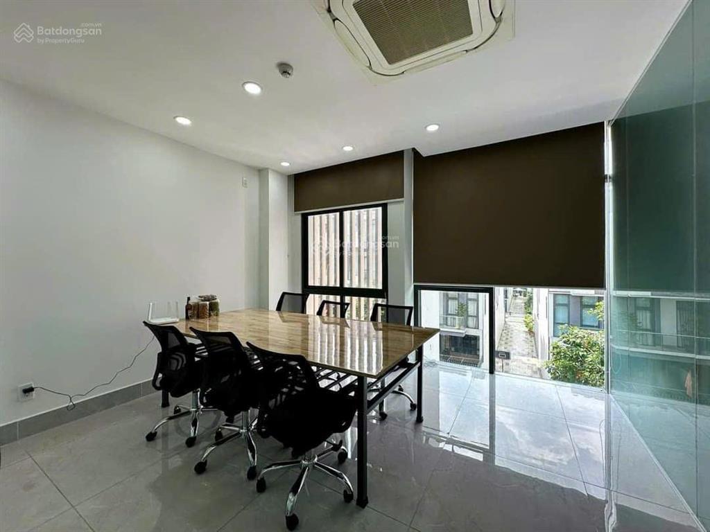 Building mặt tiền mới xây đường hoàng trọng mậu quận 7