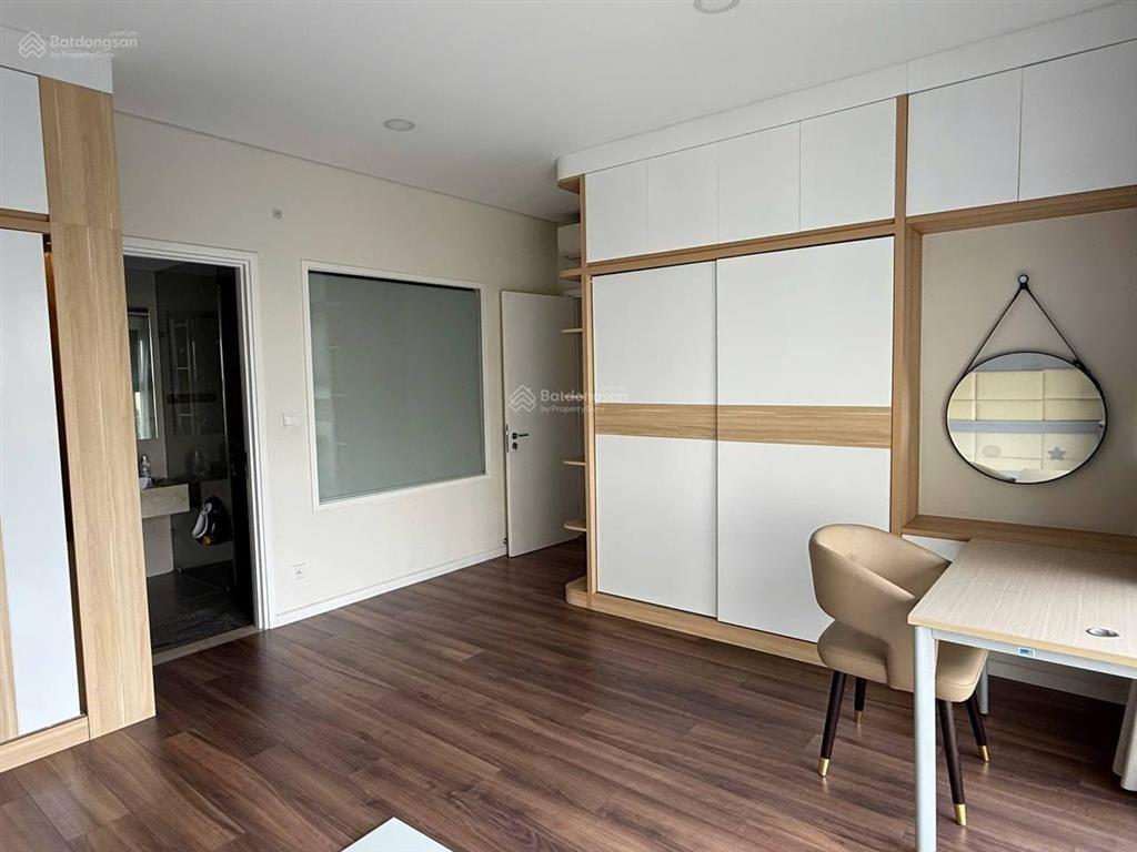 Giá tốt! 118m2 10ty9 siêu hiếm tại đảo kim cương. full nội thất, vừa làm văn phòng vừa ở