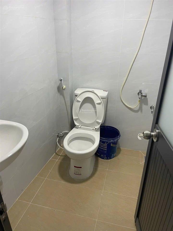 Cho thuê nhà 1/ hòa bình,khuông việt4x17m 3 tâmhẻm xe tải thông,gần âu cơ,lũy bán bích,tô hiệu