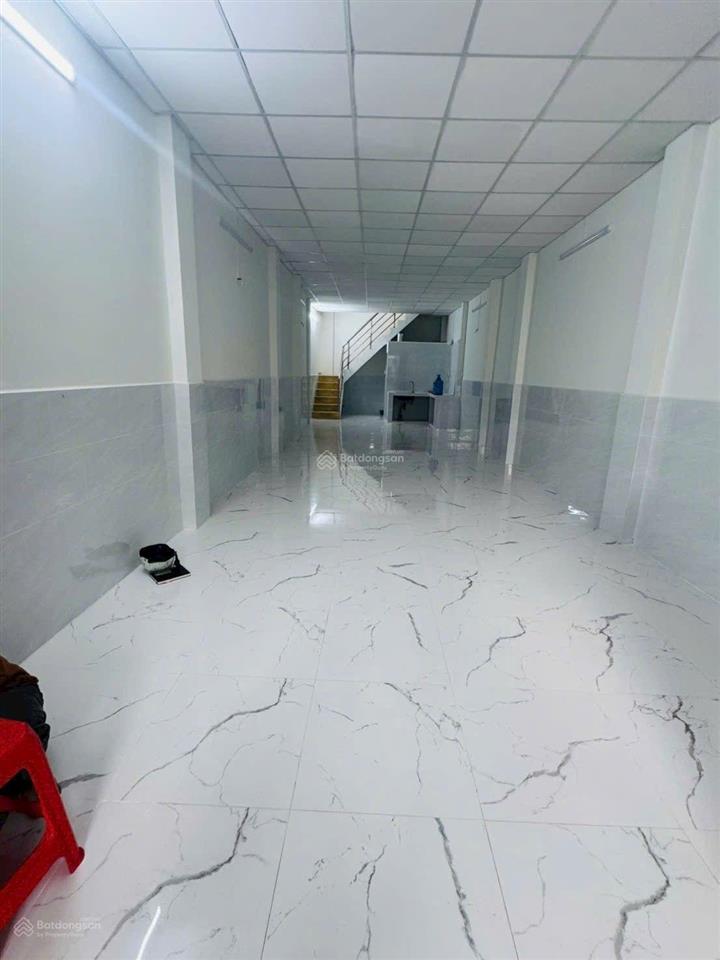 Cho thuê nhà 1/ hòa bình,khuông việt4x17m 3 tâmhẻm xe tải thông,gần âu cơ,lũy bán bích,tô hiệu