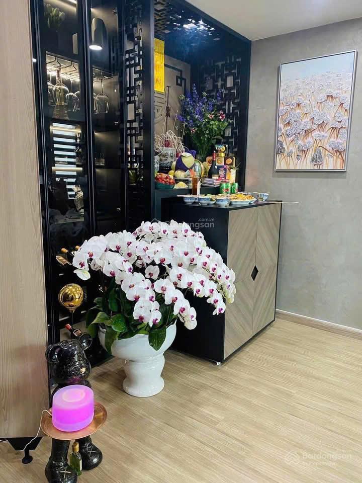 C14 bộ công an. căn hộ 3 ngủ 108m2, tầng trung full nội thất cao cấp, sẵn sổ giá 7.7 tỷ bao phí