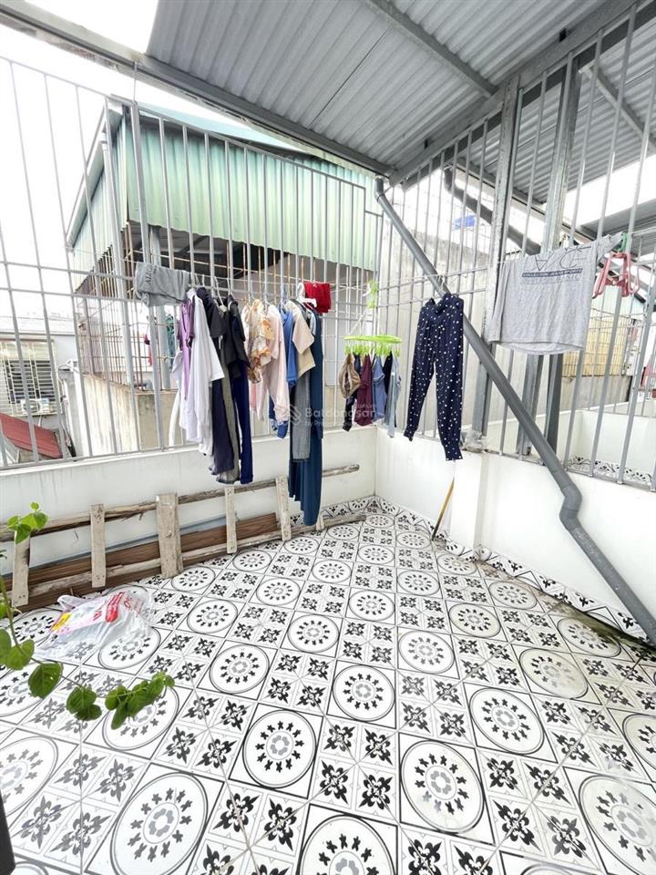 Chỉ hơn 7 tỷ có nhà liễu giai, ngõ thông ba gác chạy, thoáng sáng, tặng full nt, sổ cc, 40m2*5t