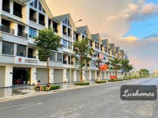 Bán đường 24m  100m2  giá 22,x tỷ sổ đỏ chính chủ, cần bán gấp 0983 841 ***