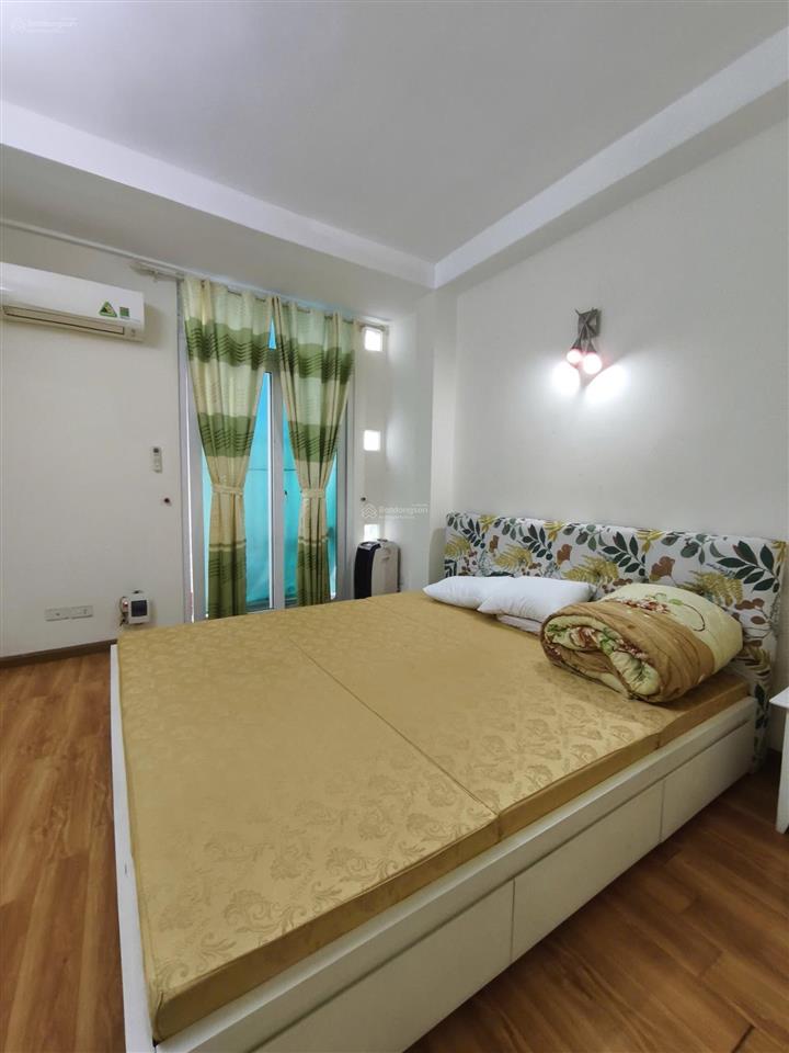 Nhỉnh 12 tỷ  cần bán nhà phố vĩnh phúc  ba đình, 50m x 6t mt6.6m, nhà đẹp ở luôn, căn góc.