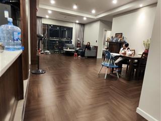 Chính chủ gửi bán 4pn duy nhất 172m2 tòa lancaster, giá chốt 20 tỷ.  0936 203 ***