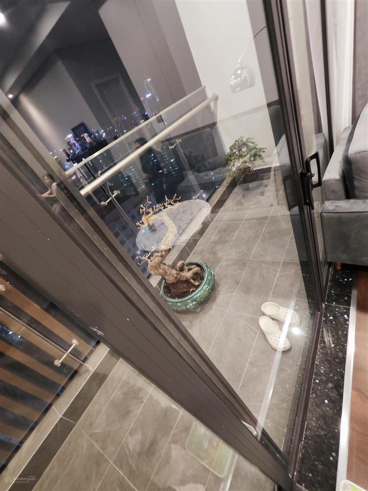 Chính chủ gửi bán 4pn duy nhất 172m2 tòa lancaster, giá chốt 20 tỷ.  0936 203 ***