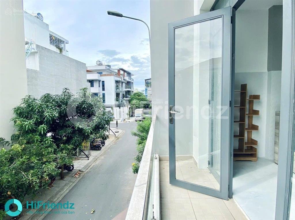 Cho thuê phòng trọ ban công máy giặt riêng q8, ngay bến xe q8 cầu nhị thiên đường cầu tạ quang bửu