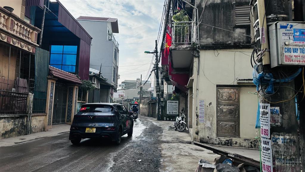 Bán đất phân lô ngõ 43 cổ nhuế 50m, ngõ ô tô tránh cách phố vài bước ở hay xây ccmn giá 12 tỷ