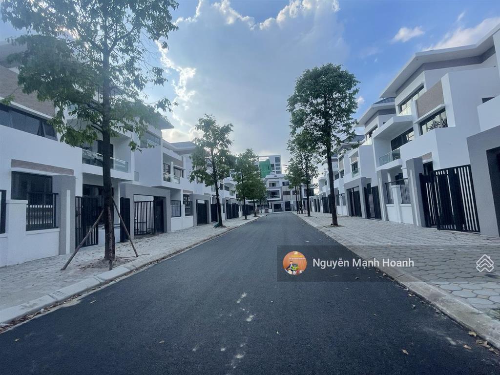 Bán nhà biệt thự thanh hà 240m2, giá chỉ 28 tỷ, mặt tiền 12m, nhận nhà ngay