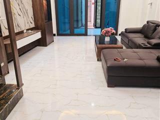 Nhà mới phố lụa vạn phúc, hà đông,diện tích 32m 5 tầng mặt tiền 4m giá 7.5tỷ