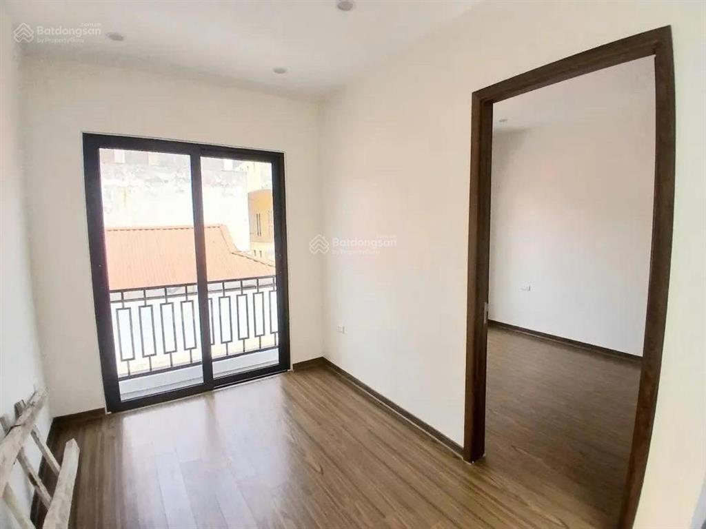 Bán nhà phùng khoang lương thế vinh lô góc nhà mới 5 tầng 35m2, ô tô tránh đỗ, giá chỉ hơn 10 tỷ