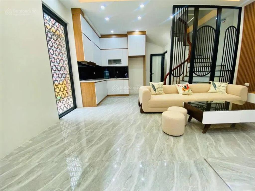 Bán nhà phùng khoang lương thế vinh lô góc nhà mới 5 tầng 35m2, ô tô tránh đỗ, giá chỉ hơn 10 tỷ