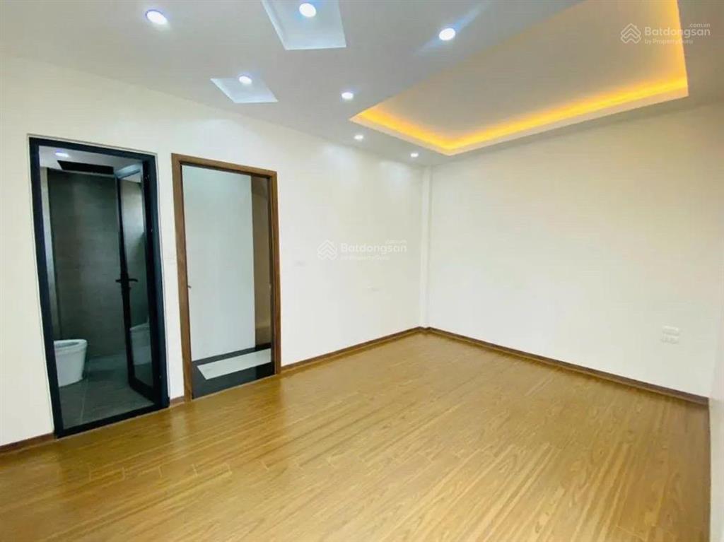 Bán nhà phùng khoang lương thế vinh lô góc nhà mới 5 tầng 35m2, ô tô tránh đỗ, giá chỉ hơn 10 tỷ