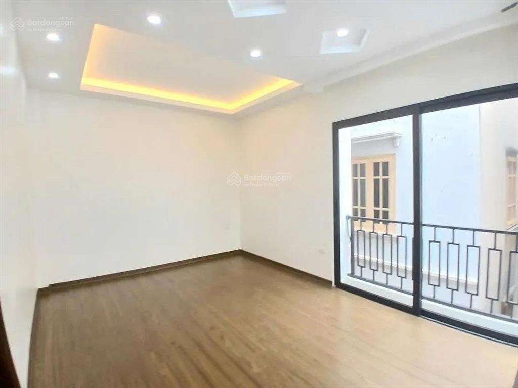 Bán nhà phùng khoang lương thế vinh lô góc nhà mới 5 tầng 35m2, ô tô tránh đỗ, giá chỉ hơn 10 tỷ