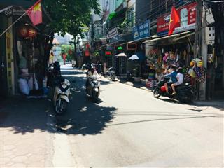 Chính chủ bán nhà trung văn  đại linh mặt ngõ ba gác qua , 40m2 4 tầng, full đồ, giá chỉ hơn 8 tỷ