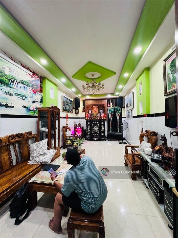 Bán nhà  mặt tiền kdc bình hưng  96m2(4x24)  chỉ 10,x tỷ  4 tầng  nhà đẹp ở ngay  dân trí cao