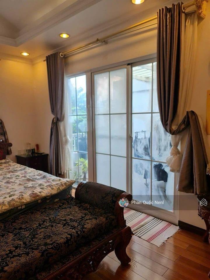 Bán biệt thự  kdc conic, bình chánh  153m2 (8,5 x 18m)  chỉ 14,x tỷ  3 tầng  khu toàn biệt thự